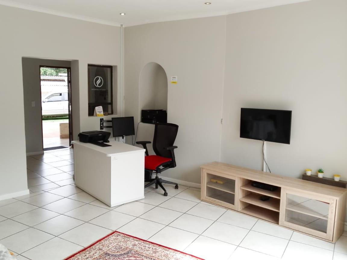 South Serene Guest House Midrand Εξωτερικό φωτογραφία